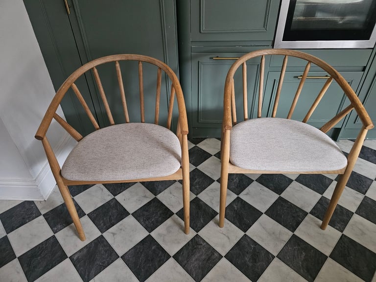 image for 2 dining chairs JYSK LYKSBORG Dining chair LYKSBORG natural oak/off-white fabric