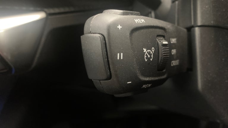 2024 Peugeot 3008 1.2 PureTech Allure SUV 5dr Petrol EAT Euro 6 (s/s) (130 ps) SUV Petrol Automatic