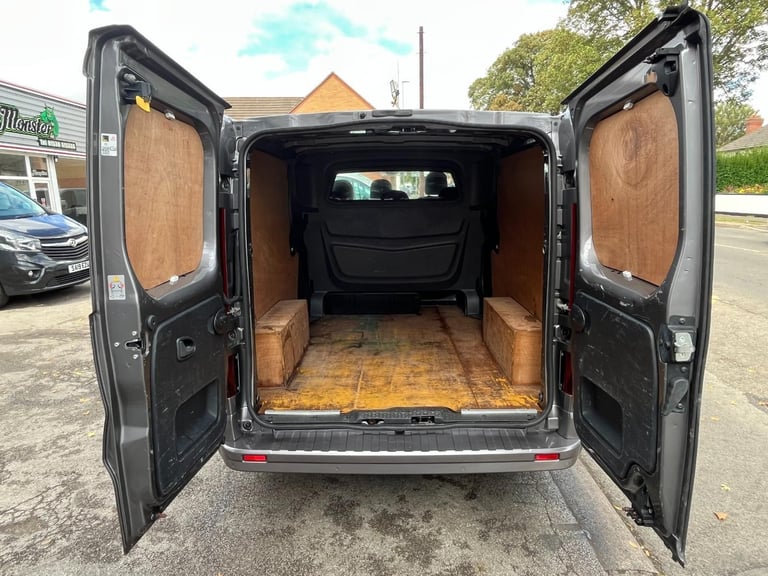 Vauxhall Vivaro 2900 1.6CDTI BiTurbo 125PS Sportive 6 Seat LWB Crew Van 2017/17