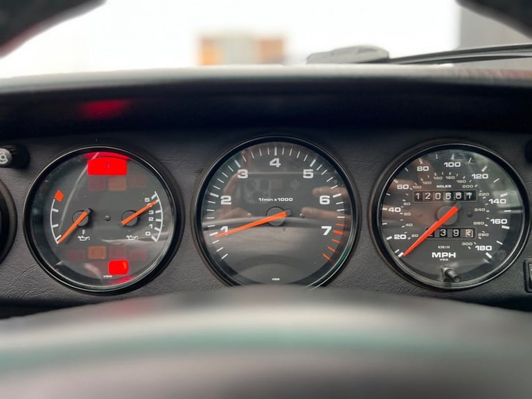 1996 N PORSCHE 911 3.6 TARGA 2D 282 BHP