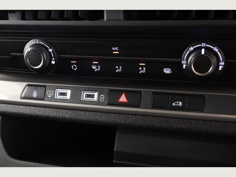 2025 Peugeot Expert 1.5 BlueHDi 120 Professional Van PANEL VAN DIESEL Manual