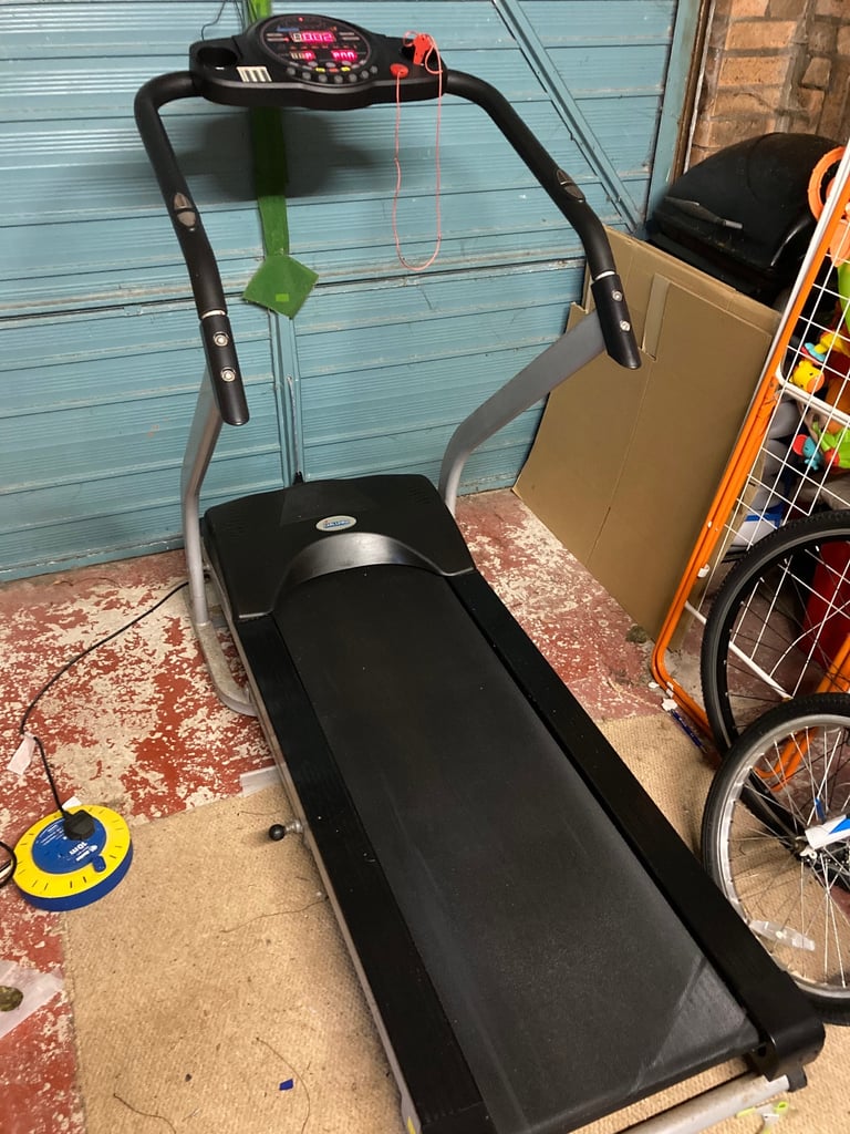 Peloton Carl Lewis Exercise Bike Manual Second-Hand Gym Fitness