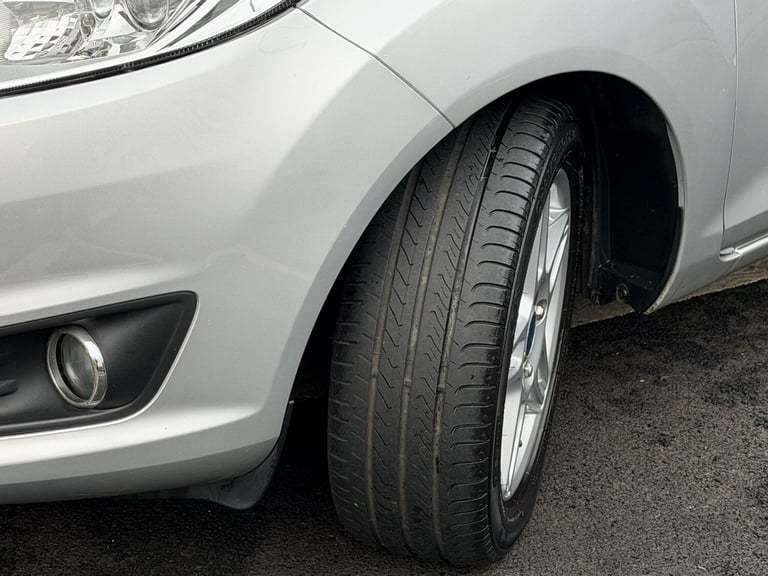 2013 Ford Fiesta 1.0T EcoBoost Zetec Euro 5 (s/s) 3dr HATCHBACK Petrol Manual