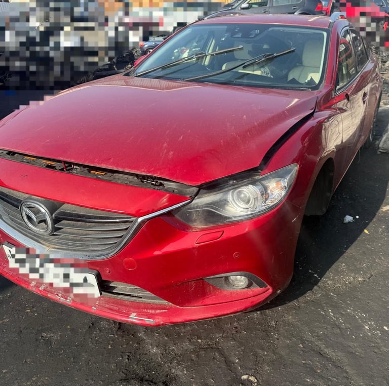 Breaking spare parts mazda 6 estate red 
