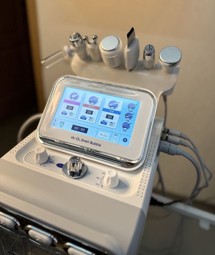 HYDRAFACIALS AND MANY MORE🫧🧖🏼‍♀️