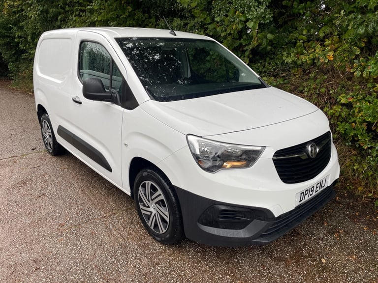 2019 Vauxhall Combo 2300 1.6 Turbo D 100ps H1 Edition Van PANEL VAN Diesel Manual