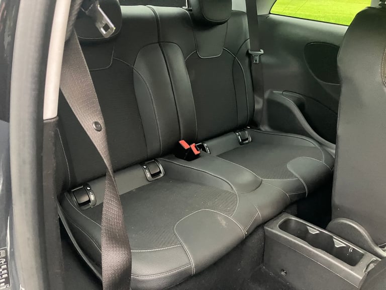 STUNNING 2015 VAUXHALL ADAM ROCKS AIR. MOT MARCH-26. ELECTRIC SLIDING OPEN TOP ROOF