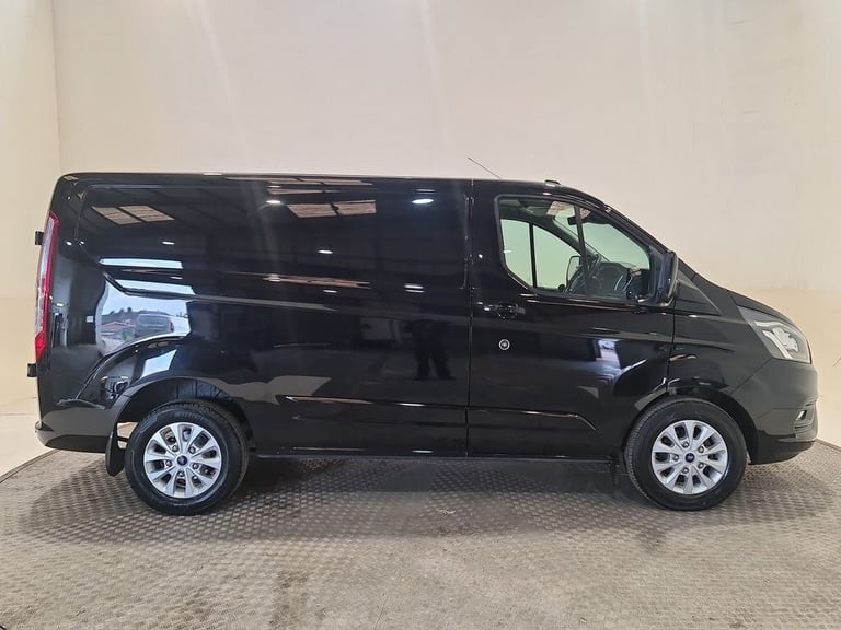 FORD TRANSIT CUSTOM 2.0 280 ECOBLUE LIMITED L1 H1 130 BHP SWB DIESEL