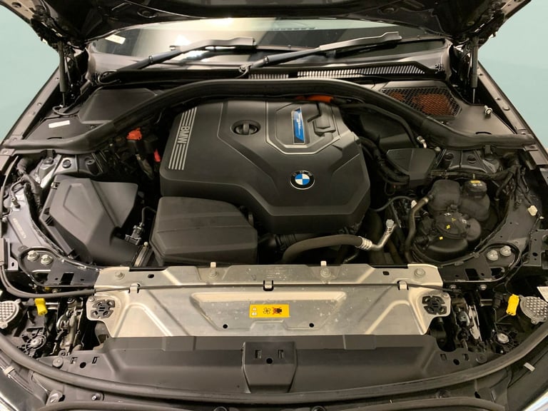 2021 BMW 3 Series 2.0 330e 12kWh M Sport Saloon 4dr Petrol Plug-in Hybrid Auto xDrive Euro 6  Sal...