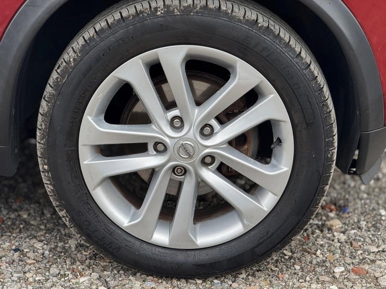 NISSAN JUKE 1.6 Acenta Premium Euro 5 5dr 2011