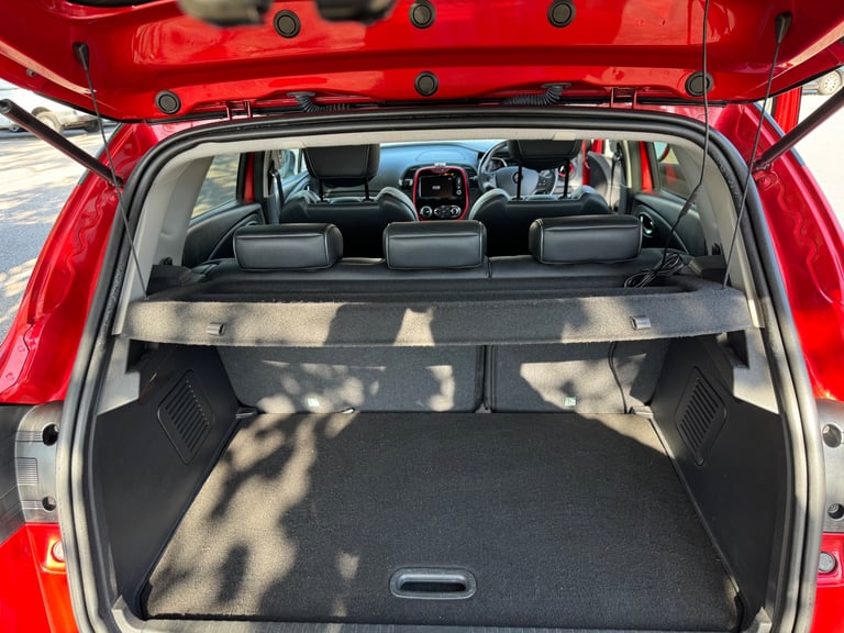 Renault, CAPTUR, Hatchback, 2017, Manual, 1461 (cc), 5 doors