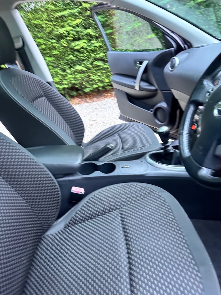 2010 Nissan Qashqai 1.5 dCi N-Tec 5dr HATCHBACK Diesel Manual