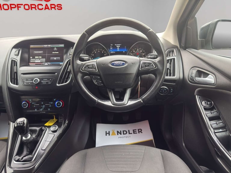 2015 Ford Focus 1.0 EcoBoost 125 Titanium 5dr HATCHBACK PETROL Manual