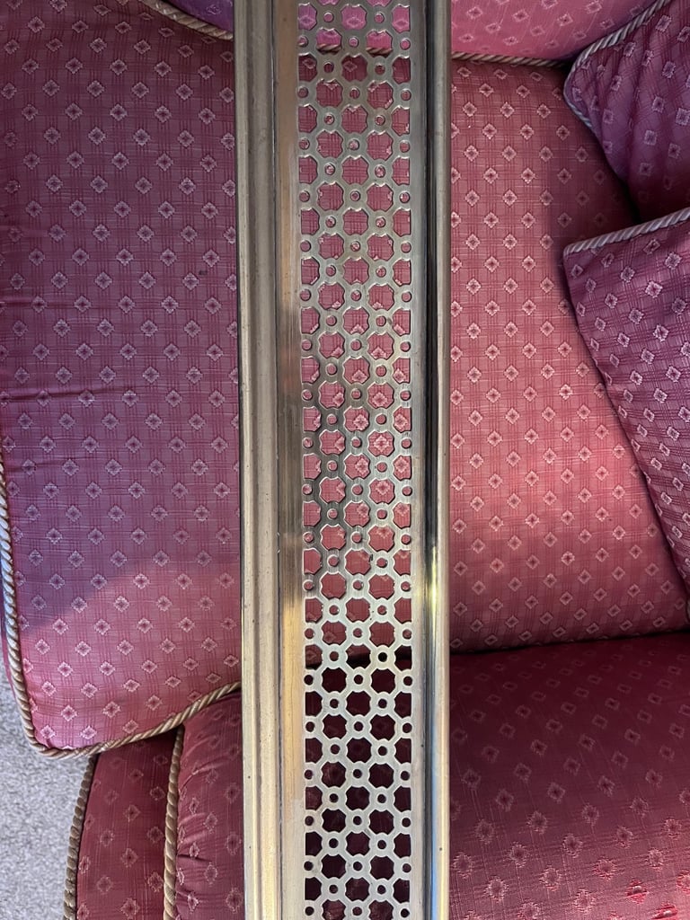 Antique brass fireplace fender. Reduced to go!
