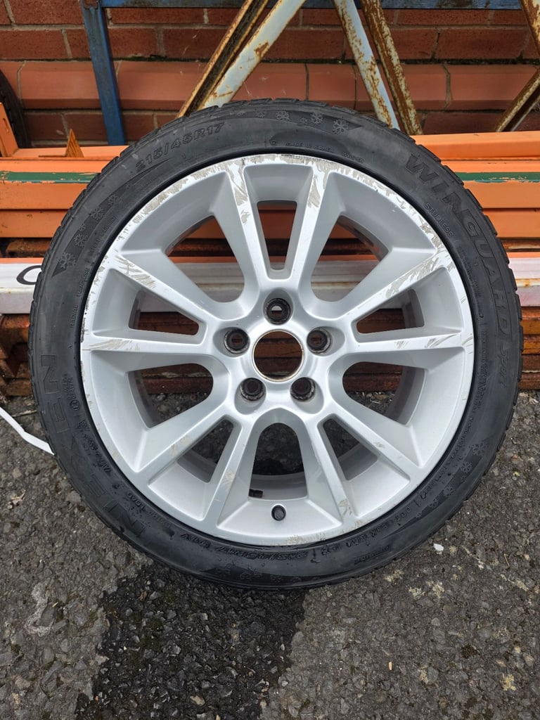 Vauxhall Astra H Mk5 Sportive 17” Alloy Wheel / Tyre 215/45/17 5x110