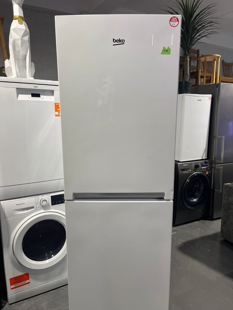 Ex Display Beko Fridge Freezer- CAN DELIVER!