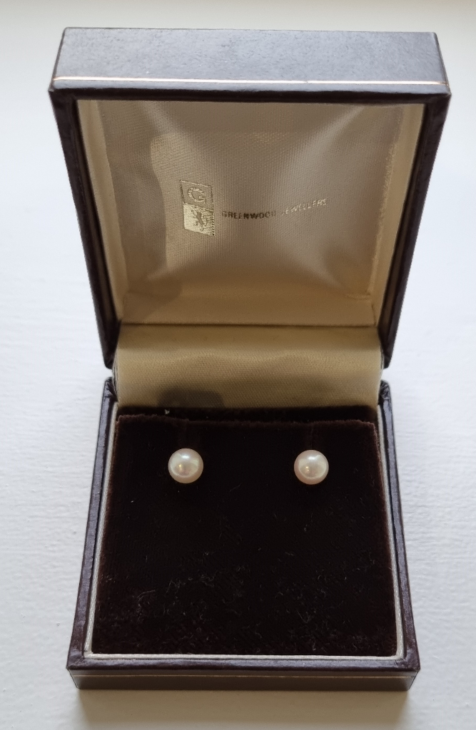 image for Cultured saltwater pearl stud earrings – 9ct gold