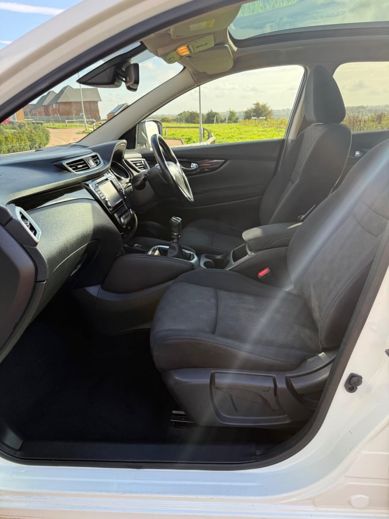  Nissan Qashqai 1.2 DIG-T n-tec+ 2WD Euro 6 (s/s) 5dr Petrol Manual