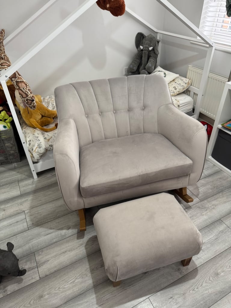 Mamas and papas feeding chair 