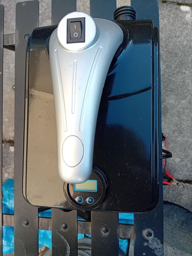 Inflatable and motor