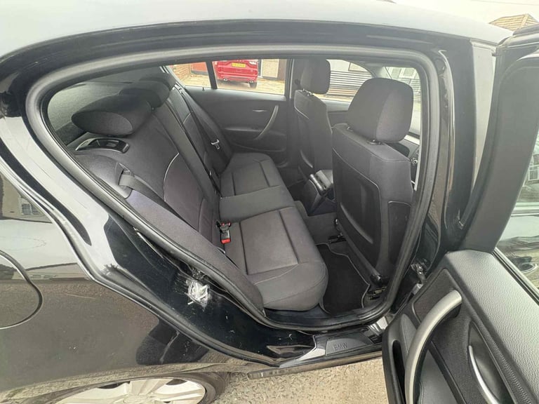 BMW, 1 SERIES, Hatchback, 2007, Manual, 1596 (cc), 5 doors
