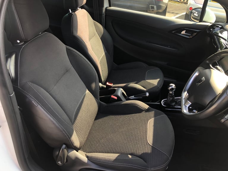 2015 DS DS 3 1.2 PureTech 110 DStyle Nav 3dr Petrol