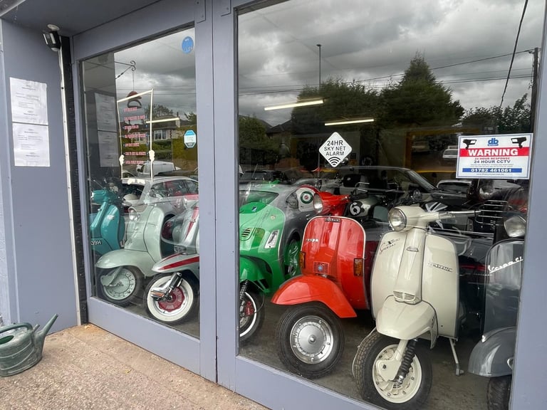 Royal Alloy GP 200 LC scooter