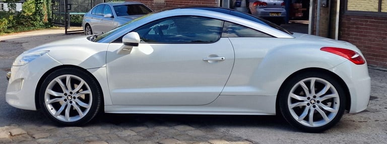 2013 Peugeot RCZ 1.6 THP GT 2dr Auto COUPE PETROL Automatic
