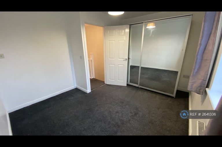 2 bedroom house in Stanks Drive, Leeds, LS14 (2 bed) (#2641336)