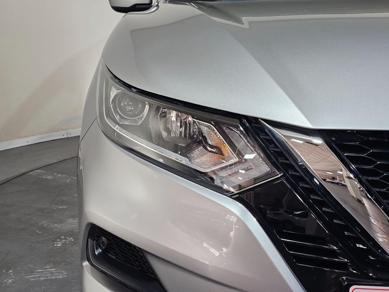 2018 Nissan Qashqai 1.2 DIG-T Acenta XTRON Euro 6 (s/s) 5dr HATCHBACK Petrol Automatic