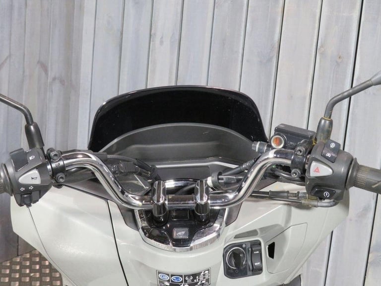 2023 23 HONDA PCX125