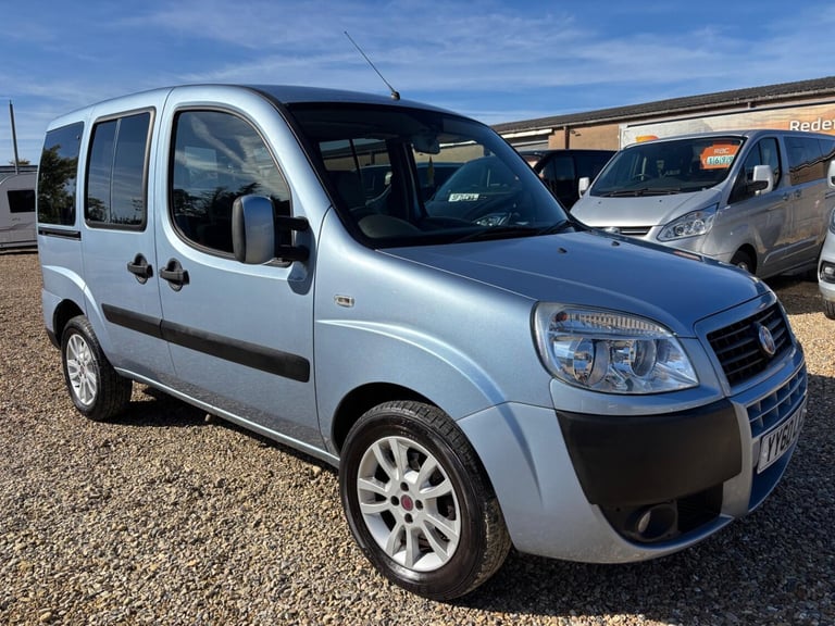 FIAT DOBLO WHEELCHAIR ACCESSIBLE VEHICLE WAV 1.4 Doblo 1.4 Dynamic 2011