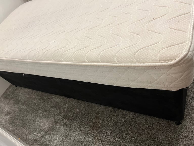 Single bed with storage