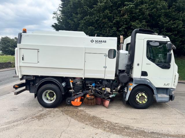 2016 16 DAF LF 180 E6 12T Scarab Merlin dual sweep road sweeper ex council