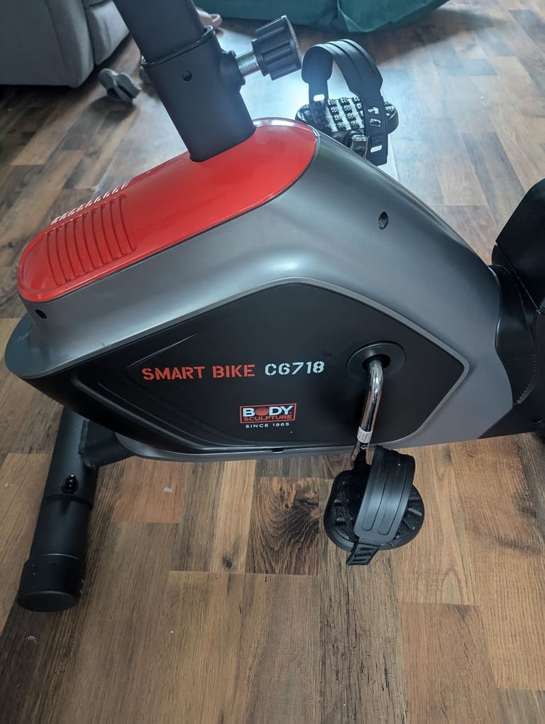 Magnetic Exercise Bike with Hand Pulse & iConsole APP