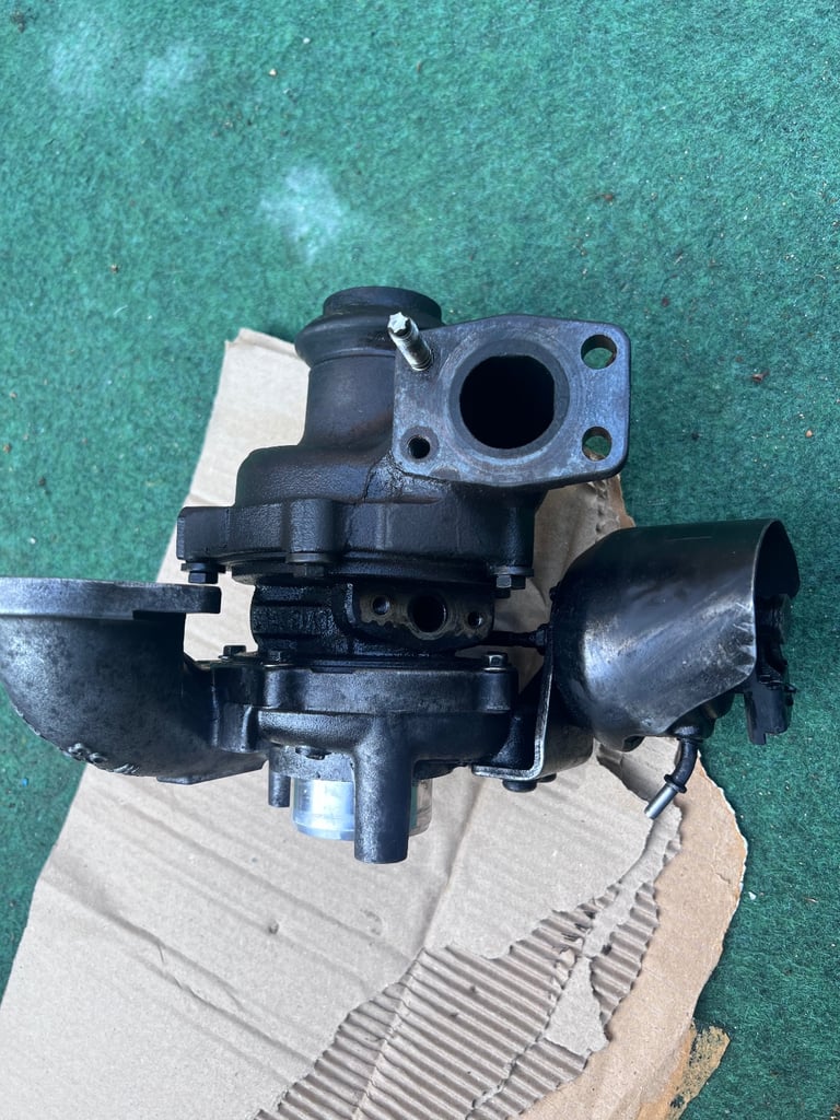Turbocharger for Peugeot 308 1.6 HDi (2016) – Original Honeywell – Used