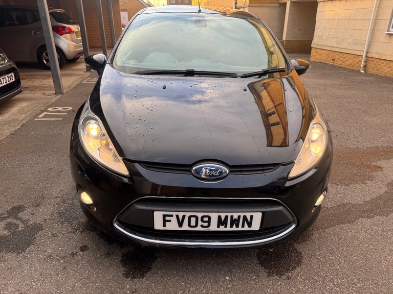 2009 FORD FIESTA 1.4 TITANIUM HATCHBACK AUTOMATIC 5DR PETROL