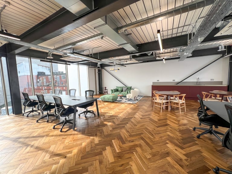 Fully Serviced Contemporary Duplex Office | 3,347 sq ft | Aldgate | 50-83 Desks