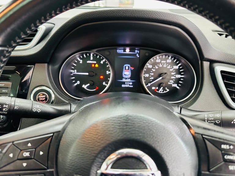 2018 Nissan Qashqai 1.5 dCi Tekna 5dr HATCHBACK DIESEL Manual