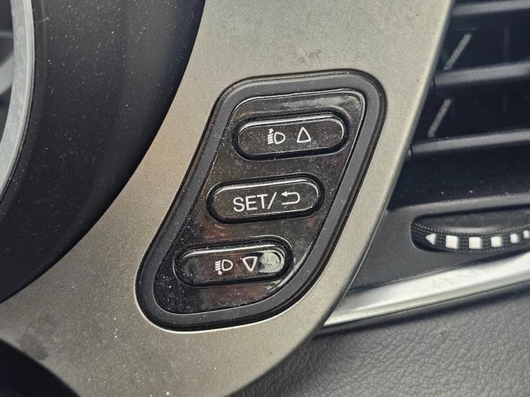 2013 Alfa Romeo Giulietta 1.6 JTDM-2 Collezione Euro 5 (s/s) 5dr HATCHBACK Diesel Manual