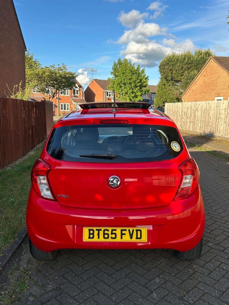 VAUXHALL VIVA 1.0 SE 5dr, Long MOT, Cheap Road Tax, Very Good Spec, Sunroof