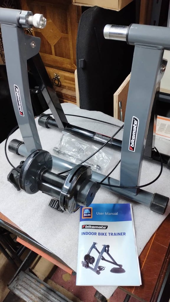 image for Indoor bike trainer