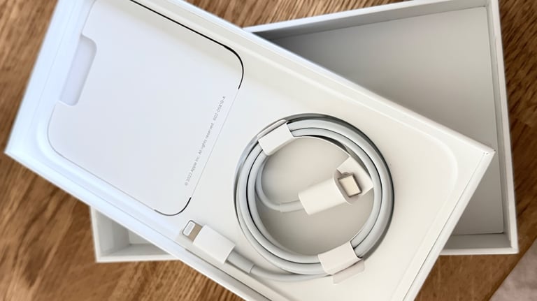 Apple iPhone 14 Pro Max Silver 256gb Unlocked & Boxed 