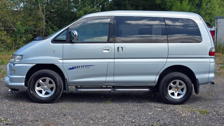 Fresh Import Mitsubishi Delica Spacegear Chamonix L400 3.0 Auto 8 Seater MPV 4X4