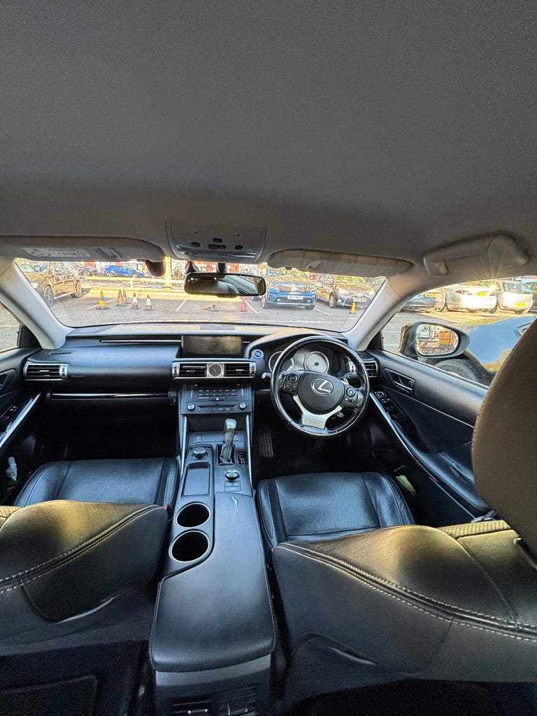 Lexus, IS, Saloon, 2015, Other, 2494 (cc), 4 doors