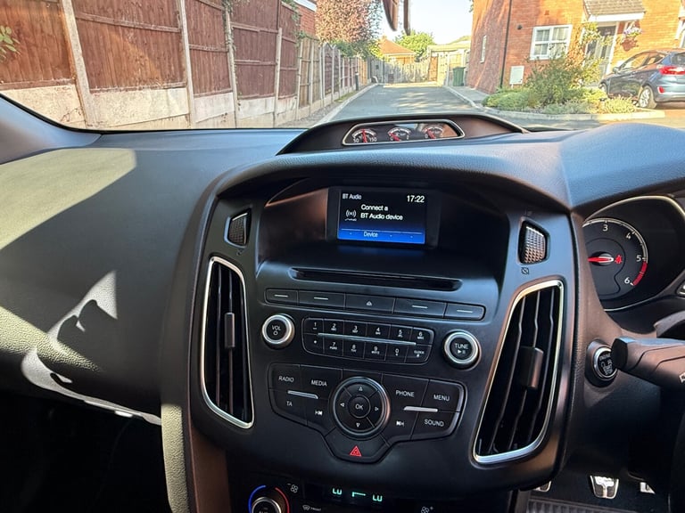 2015 FORD FOCUS 2.0 TDCi 185 ST-2 Diesel 5dr ULEZ EURO 6 CRUISE CONTROL