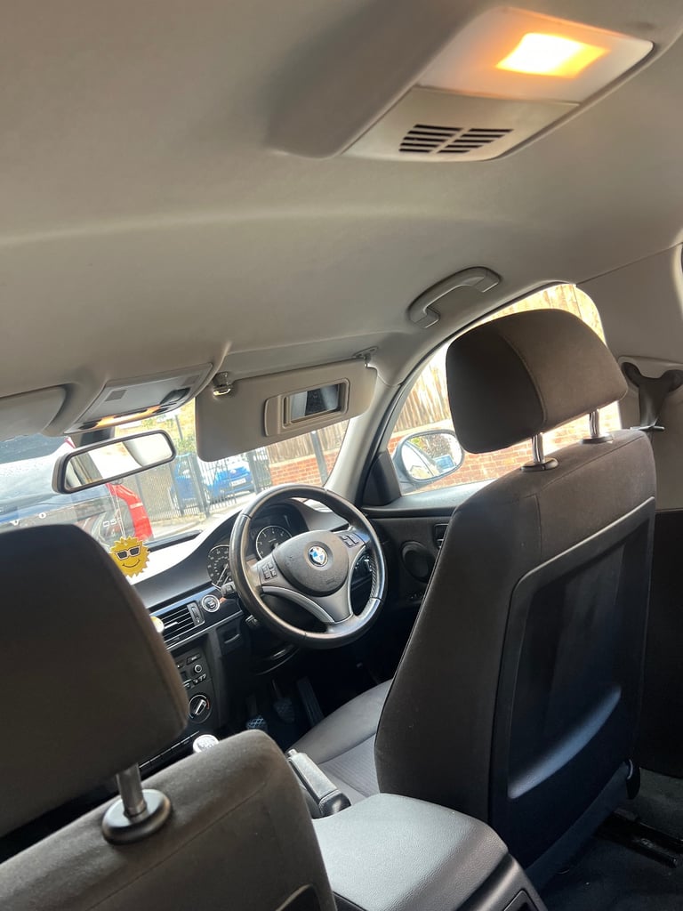 BMW, 3 SERIES, Saloon, 2011, Manual, 1995 (cc), 4 doors