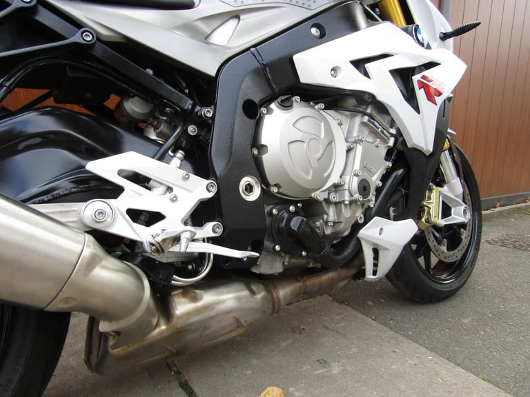 BMW S 1000 R, SERVICE HISTORY , 2015 MODEL, 4 RIDE MODES , Amazing condition .