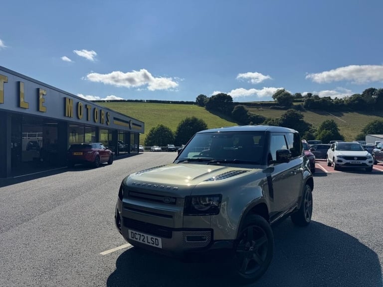 2022 72 LAND ROVER DEFENDER 3.0 D250 MHEV X-DYNAMIC SE 3dr Diesel 18,500 miles