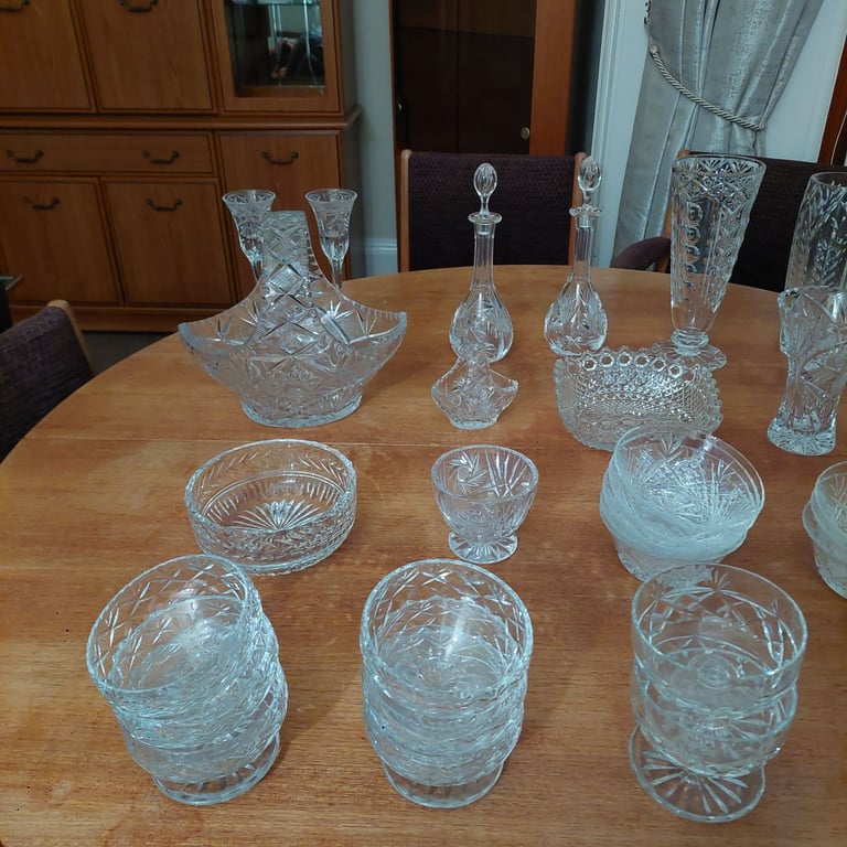 image for Selection of Crystal - excellent condition including fruit bowls, vases and candlesticks